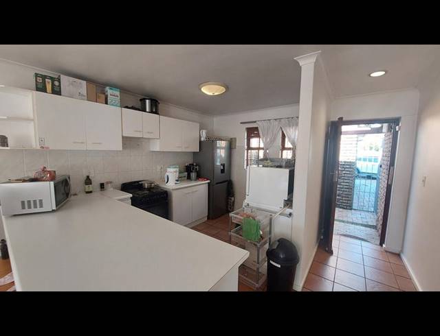 2 BEDROOM PROPERTY TO RENT IN OAKGLEN